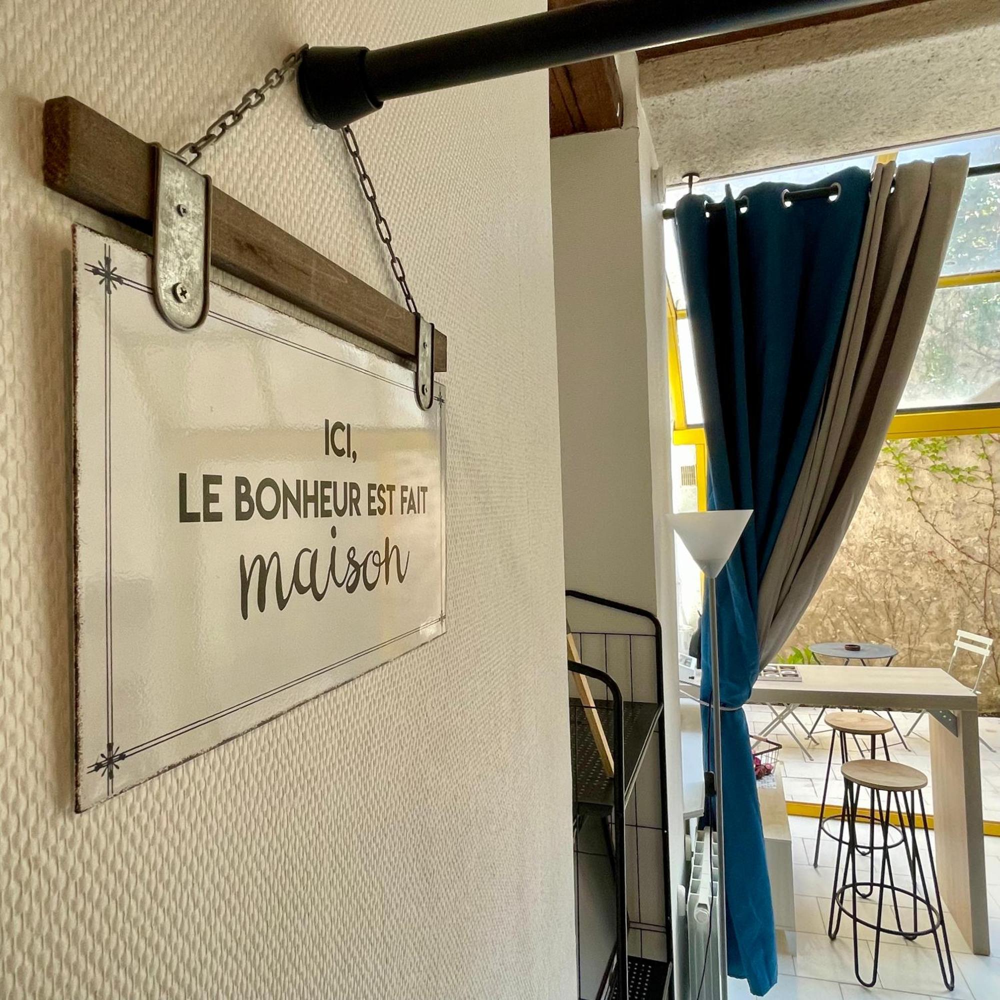 Studio Cosy Hypercentre Terrasse بلْوا المظهر الخارجي الصورة
